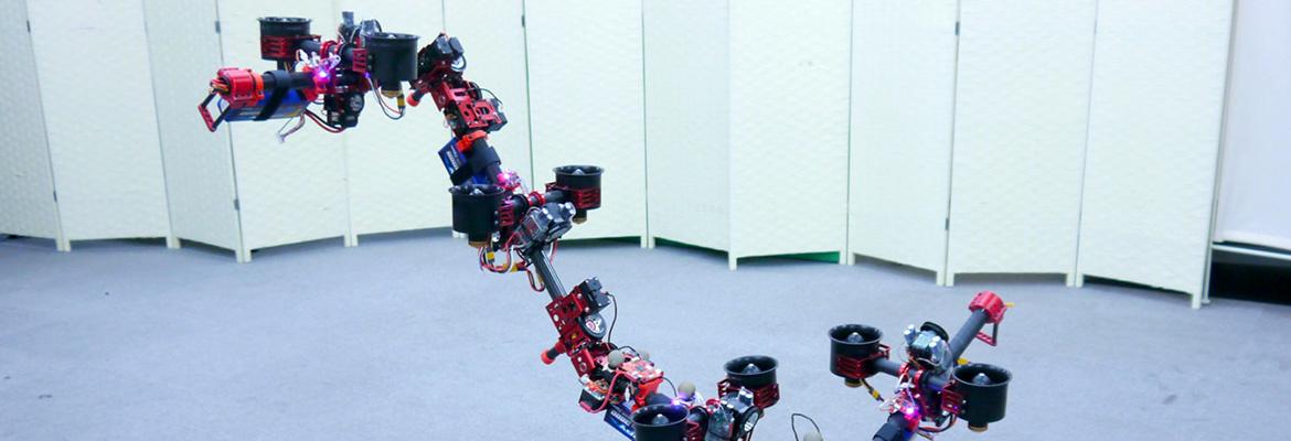 Dragon, un robot que vuela y cambia de forma